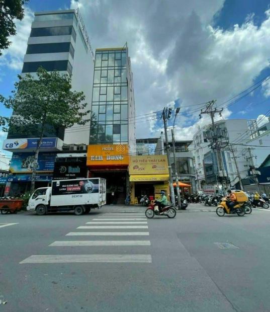 Bán mặt tiền Trần Quang Khải - Hai Bà Trưng, Quận 1 (7x25m), TN: 180 triệu/th gía: 55 tỷ TL