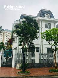 Bán biệt thự khu đô thi quận Cầu Giấy dt 663m2 căn góc 3 mặt đường