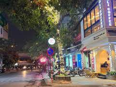 bán nhà phân lô ngõ 214 Nguyễn Xiển dt 52m2 giá 10,6 tỷ