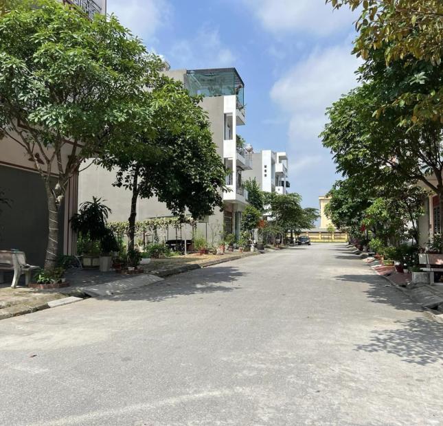 Bán đất mặt phố Kim Đồng, ph Tân Bình, TP HD, 60m2, mt 4m, đường + hè 13.5m, giá cực tốt, vị trí đẹp
