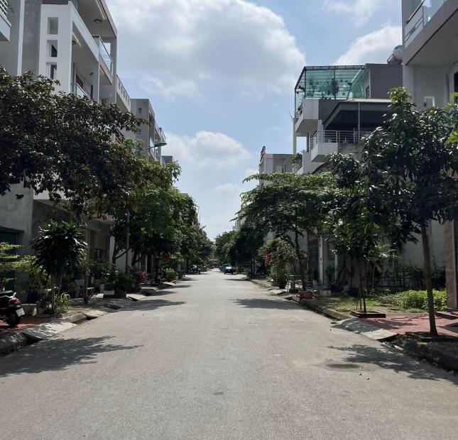 Bán đất mặt phố Kim Đồng, ph Tân Bình, TP HD, 60m2, mt 4m, đường + hè 13.5m, giá cực tốt, vị trí đẹp