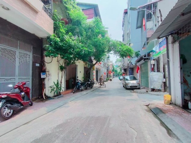 Bán nhà phố Ngọc Lâm 9.5 tỷ 56m2, 5T, MT6.3m vỉa hè ô tô kinh doanh hiếm quận Long Biên