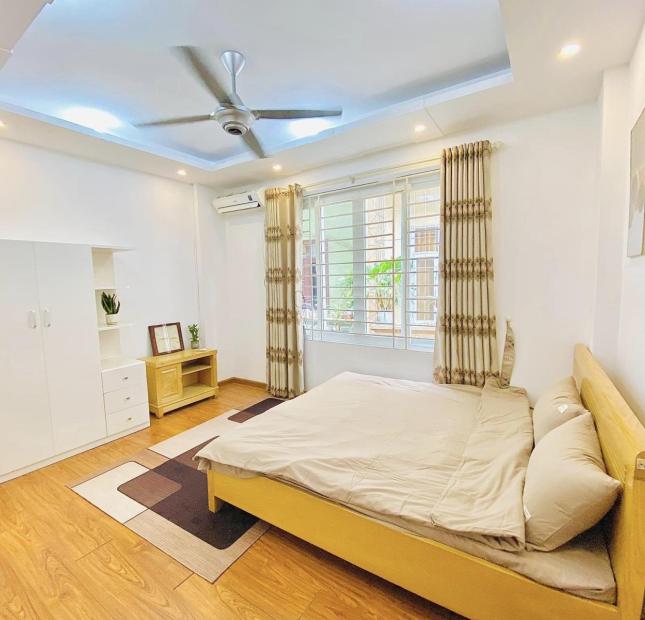 Bán nhà Ngã Tư Sở 40m2 x5T, xây mới, đẹp, chắc chắn, oto đỗ cách 20m giá chỉ 3.38 tỷ - 0352869328