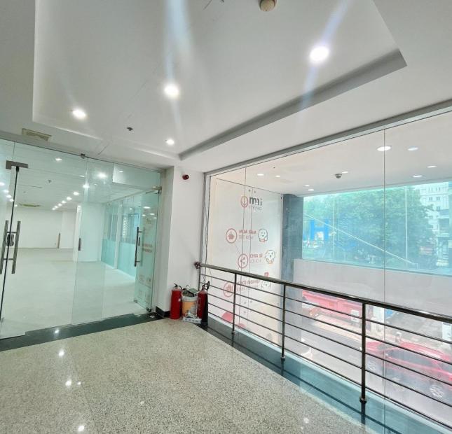 Cho thuê văn phòng sàn 230m2 mặt tiền Mai Thị Lựu, P. Đa Kao - Quận 1