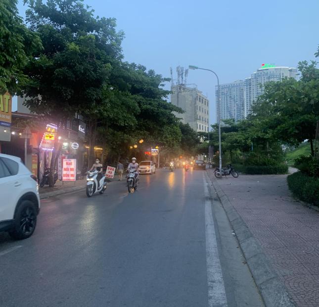 bán đất mặt phố Ngọc Thuỵ-Long Biên,diện tích 310m, mặt tiền 11m, full thổ cư