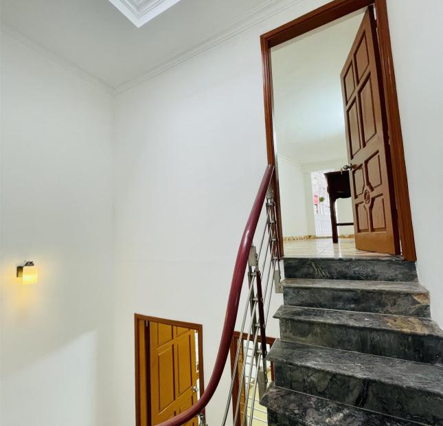 BÁN NHÀ ngõ 128 An Đà đi thông Nguyễn Bỉnh Khiêm giá 1.89 tỷ