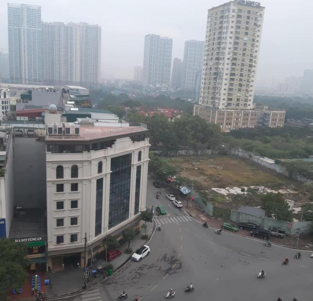 Bán chung cư Nam Trung Yên, Cầu Giấy 65m2, hơn 2 tỷ, vị trí đắc địa, view đẹp