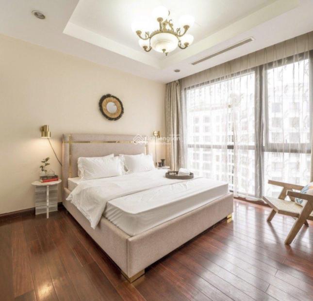 Bán căn hộ chung cư Royal City Thanh Xuân -2 ngủ- view đẹp-chỉ 4,86 tỷ