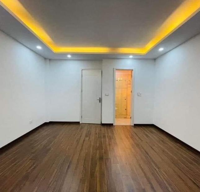 BÁN NHÀ 5 TẦNG Vũ Trọng Phụng/QUẬN THANH XUÂN chỉ 4.6 tỷ 