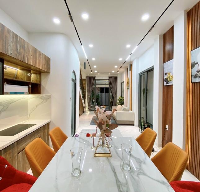 Bán nhà Thống Nhất P15 Gò Vấp, Hẻm 778,  5x11m, 3 tầng, 2 mặt tiền. Giá 7,85 Tỷ