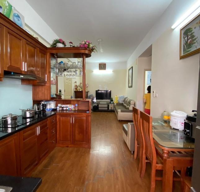 Nhanh tay sở hữu ngay căn hộ 2 ngủ và ban công siêu đẹp tại HH1A Linh Đàm, diện tích 56m2 với mức giá cực kì hợp lý