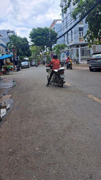 Bán mặt tiền đường số, Phường Tân Phú, Quận 7, Ngang 4.5m, 4 lầu, 70m2, Nội thất cao cấp