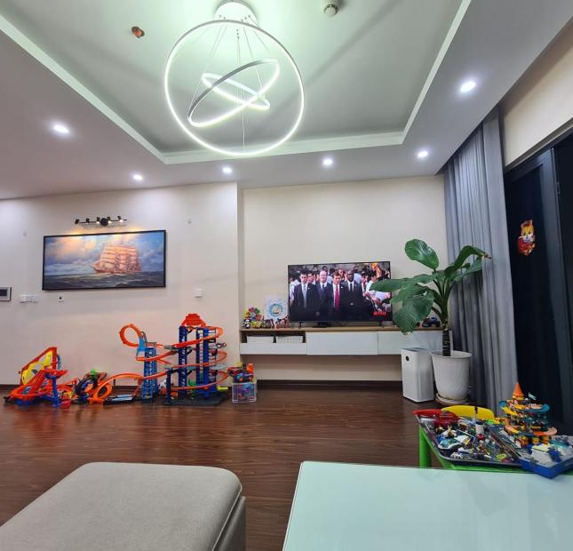114m 3 Phòng Ngủ Chung Cư Cao Cấp Hàng Xóm Royal City. Dịch Vụ Tiện Ích Ngập Tràn. Chủ Ngợp Cần
