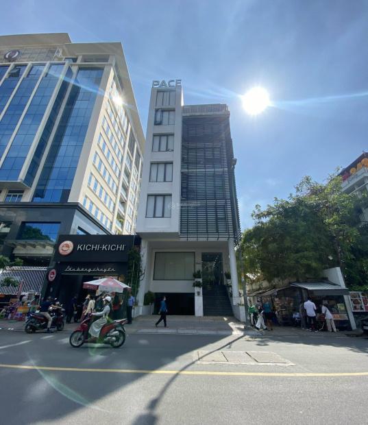 Bán nhà góc 2 MT đường Nguyễn Thái Bình, Q1, 16x18, kết cấu 5 tầng, giá chỉ 120 tỷ