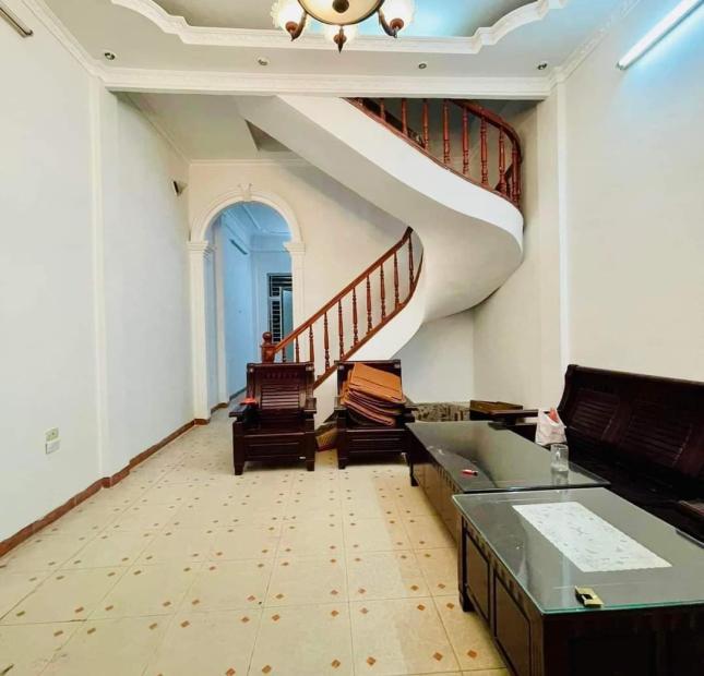 Rẻ bất ngờ ! nhà trần duy hưng phân lô ô tô tránh 63,5mx 4t hơn 10 tỷ.