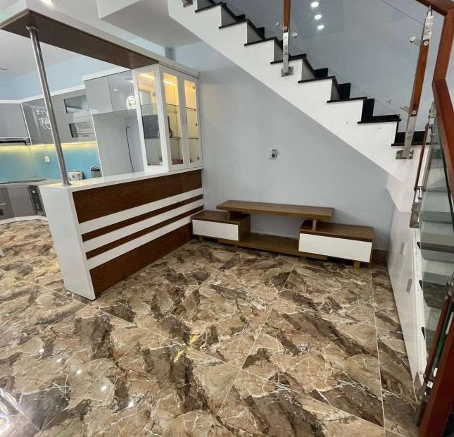 BÁN NHÀ VIP TÂN PHÚ-XE HƠI NGỦ TRONG NHÀ-4 TẦNG-DT 4x13M