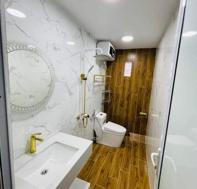 Bán nhà Nguyễn Khang, Cầu Giấy; Lô góc; 2 thoáng; Gần phố; Nhà đẹp ở ngay; 43m2 