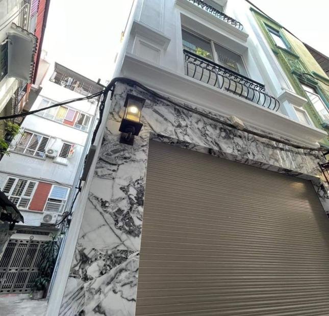 Bán nhà Nguyễn Khang, Cầu Giấy; Lô góc; 2 thoáng; Gần phố; Nhà đẹp ở ngay; 43m2 