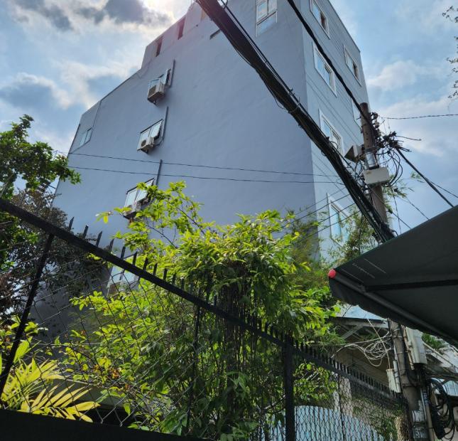 Bán CHDV thu nhâp 150triệu/tháng 11PN, 5Tấm, có thang máy, đường Nơ Trang Long, hẻm 10m. Giá 21TỶ