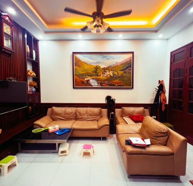 Bán nhà Xã Đàn 60m mặt tiền 6.5m giá 5.25 tỷ có thương lượng