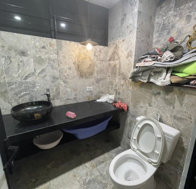Bán Nhà TT918 Phúc Đồng, Long Biên, 50m2, Vỉa Hè, Kinh Doanh, Ô Tô Tránh, Full Nội Thất