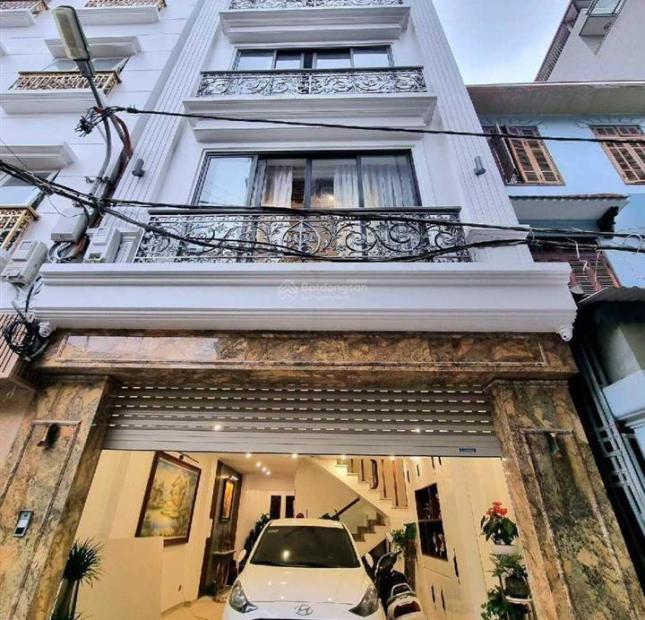 Nhà Phố Nguyễn Ngọc Nại 40M X 6T MT: 4M Lô góc Thang máy ngõ ô tô nội thất đẹp