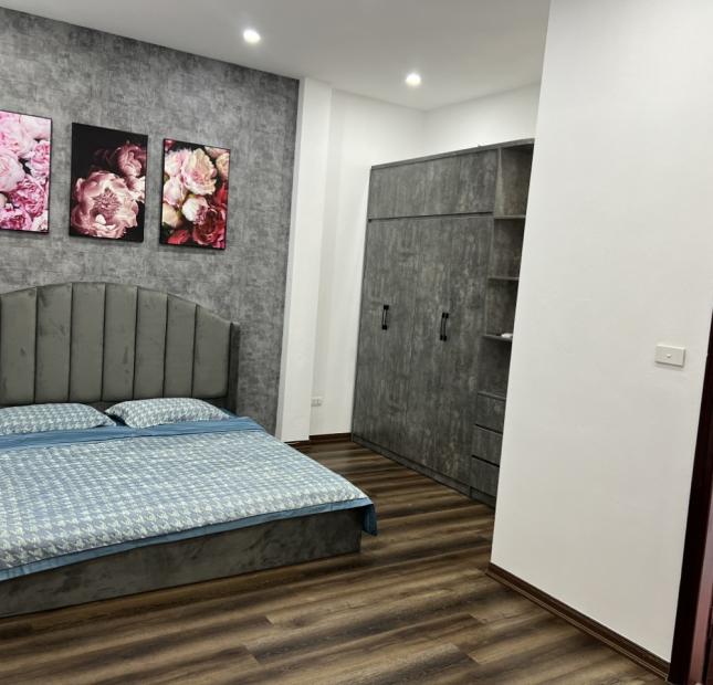 NHÀ ĐẸP CHỦ TẶNG TOÀN BỘ NỘI THẤT XỊN XÒ - NHÀ 3 MẶT THOÁNG 