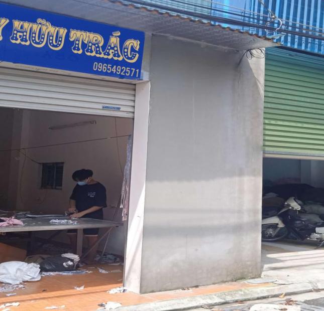 Bán nhà đường Ninh Hiệp, Quy Mông, kinh doanh quần áo, vải, 125m, mặt tiền rộng: 9m, 15 tỷ 