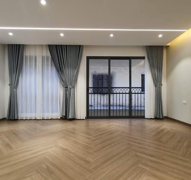 Bán nhà riêng Lê Thanh Nghị 50m giá 4.95 tỷ lô góc nhà đẹp