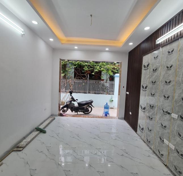 Bán nhà riêng  trung tâm Thanh  trì, 38m2, 4 tầng chỉ 2,7 tỷ 