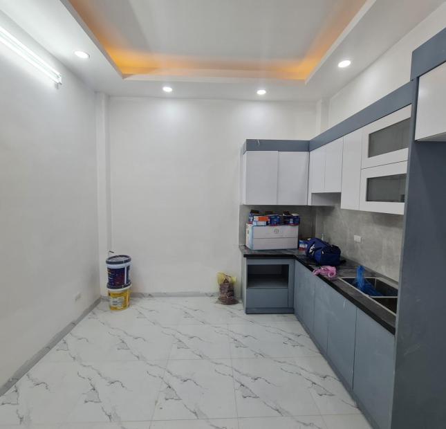 Bán nhà riêng  trung tâm Thanh  trì, 38m2, 4 tầng chỉ 2,7 tỷ 