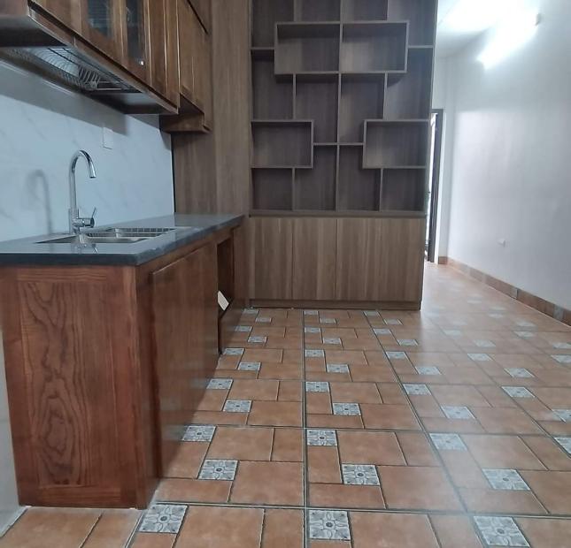 rẻ vô địch ! nhà ngõ mai dịch phân lô ô tô đỗ 35,2m 7t nhỉnh 6 tỷ.