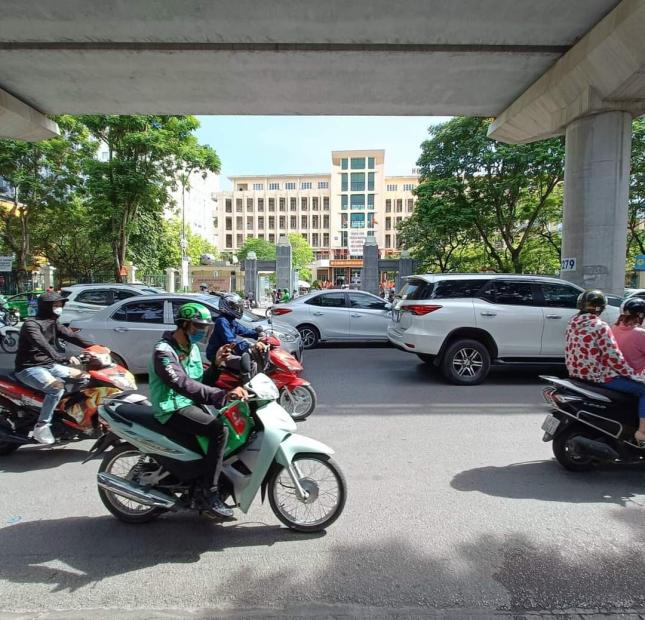 Tin đc ko ! nhà c4 mặt phố xuân thủy kinh doanh đỉnh 63,2m nhỉnh 25 tỷ
