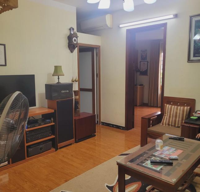 Bán căn hộ tập thể Thanh Xuân Bắc, 100m2, lô góc, 3 ngủ đẹp, ngõ thông ô tô, gần phố