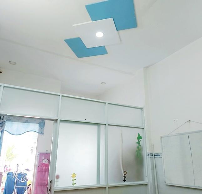 BÁN NHÀ GẤP CHỈ XÁCH VA LI VÀO Ở VƯỜN LÀI TÂN PHÚ, 40M2 ÔTÔ ĐỖ CỬA THÔNG, SỔ VUÔNG ĐÉT CHỈ NHỈNH 4 TỶ