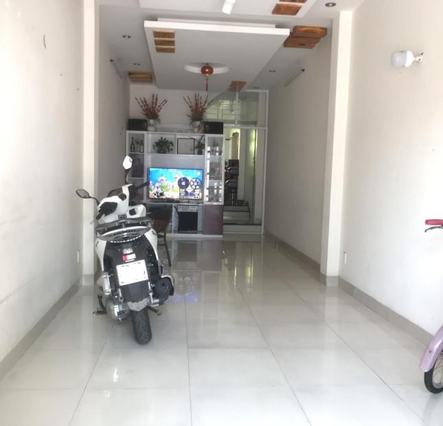 Cho thuê mặt bằng cạnh ngã tư đường lê lai p4, tpvt 7,5tr