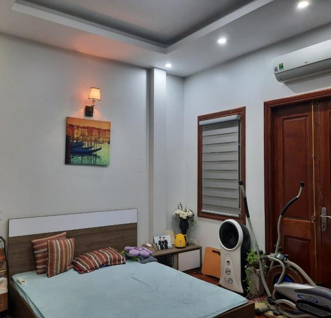 Bán nhà plô ô tô tránh, vỉa hè ngõ 140 Nguyễn Xiển, Thanh Xuân, 50 m2, Mt 4.7m, nhỉnh 12tỷ, 0917420066