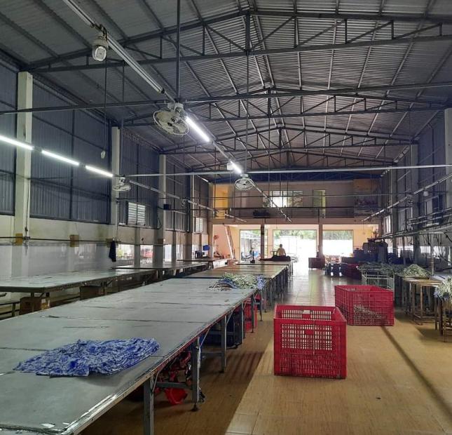 Bán GẤP nhà xưởng 1100m2 mặt tiền Nhị Bình Hóc Môn giáp Quận 12. Nhỉnh 21Tỷ. Lh: 0968211568 Đức Thọ