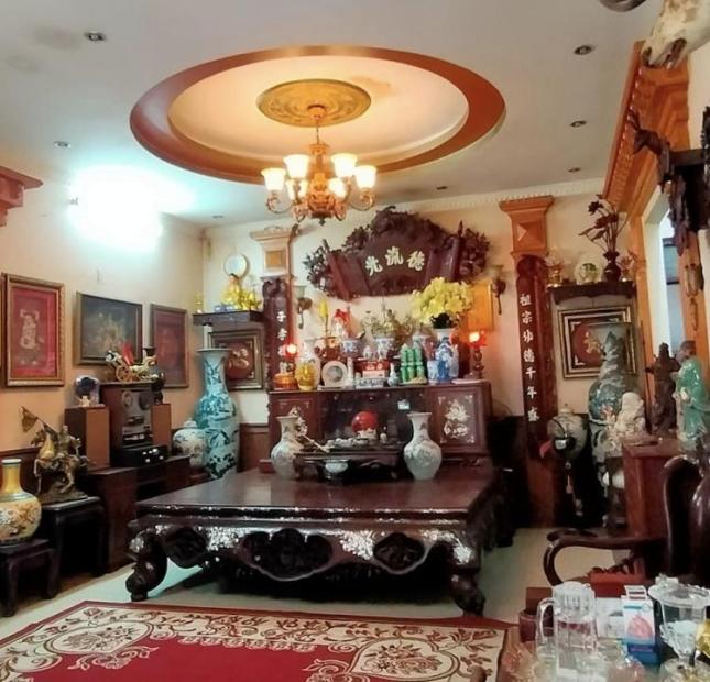 Bán Nhà Kim Giang 700m2 Ô Tô Vào Nhà Gía 28 Tỷ. 0966 824789.