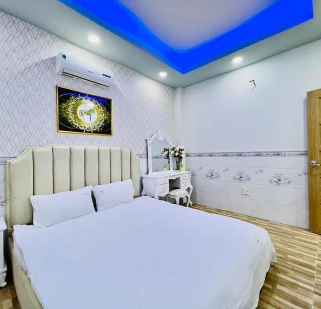 BÁN KHÁCH SẠN 4 SAO GÓC 2MT MẠC THỊ BƯỞI, P BẾN NGHÉ QUẬN 1