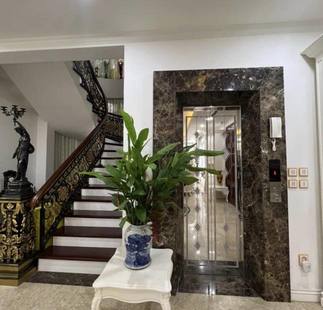 Đẳng cấp nội thất, thang máy, ô tô, dòng tiền cực tốt Tây Hồ 400triệu/tháng