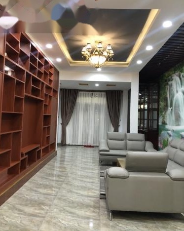 BÁN GẤP MT Linh TRung ,Tp.Thủ Đức, DT:240m2,Nhỉnh 25 Tỷ TL