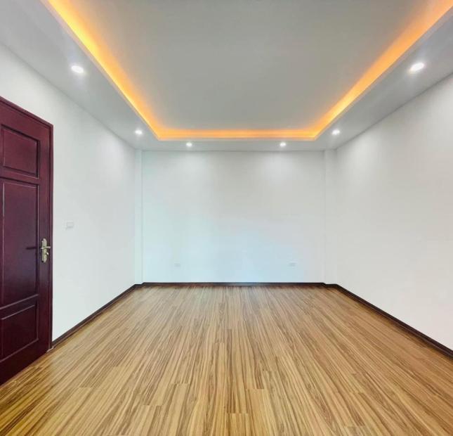 Nhà Sổ Đỏ Chính Chủ-Đường Quang Trung-Hà Đông-38m*5T-Mới Đẹp, Nhỉnh 4 Tỷ