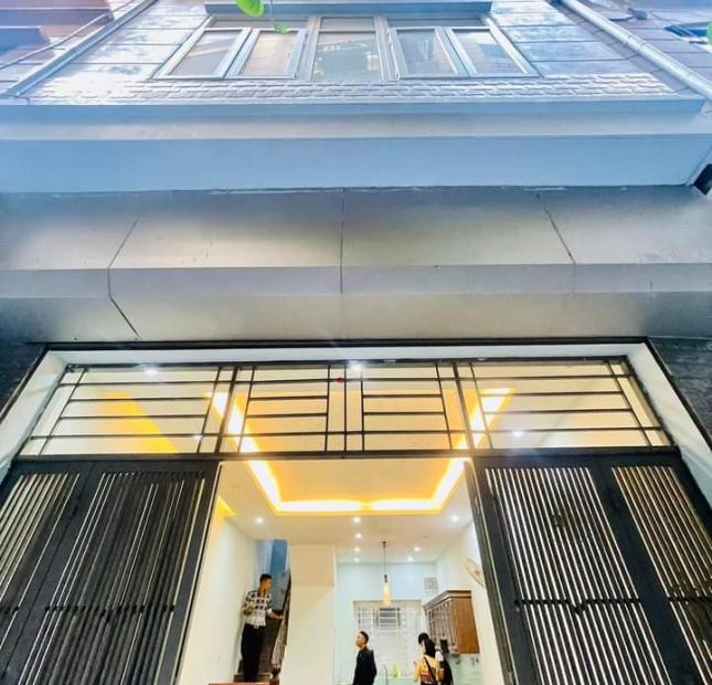Bán nhà đep phố Nguyễn Viết Xuân, DT50m2, 4T, MT4.7m, 6tỷ9, dân trí cao. 