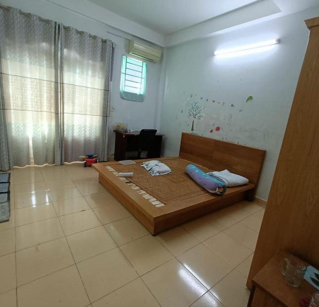 bán nhà 463B Cách Mạng Tháng Tám, Q10, 5 tầng, Giá 6.7 tỷ 