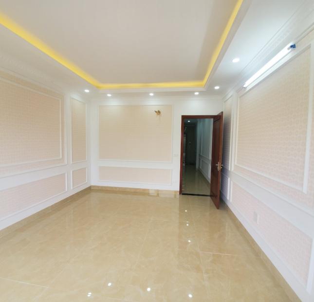 Chính chủ gửi bán căn nhà mới xây Mễ Trì Hạ,Nam Từ Liêm dt 50 m2 x 7 t kd tốt giá bán 11,6 tỷ
