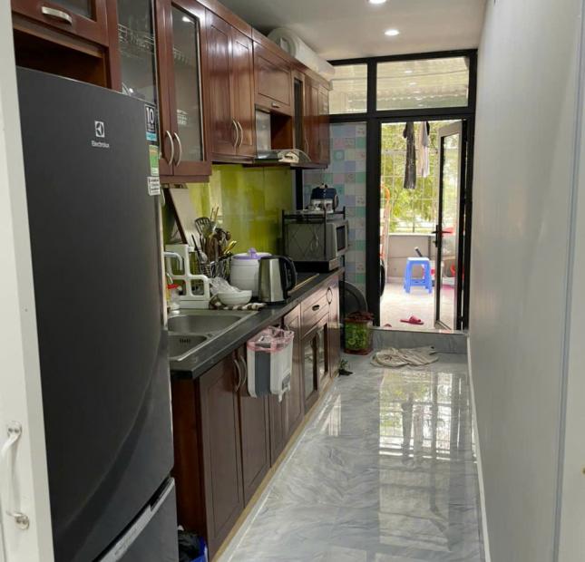 Bán CHCC N2 Hoàng Minh Giám, Trung Hòa – Nhân Chính 75m, 2PN, 2.45 tỷ