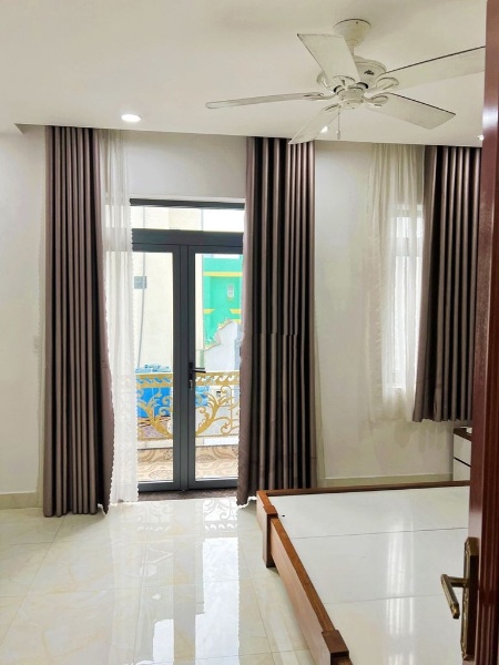 Siêu phẩm. Nhà Huỳnh Văn Bánh Phú Nhuận 80m2  Ngang 5m. chỉ 7,49 tỷ