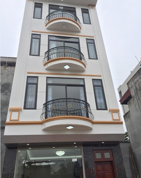 Bán nhà quận 5 HXH nguyễn biểu DT:4.5x13.5 giá:3 lầu giá:8 tỷ tl