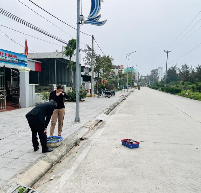 CHÍNH CHỦ CẦN BÁN GẤP ĐẤT NỀN CÔ TÔ GẦN MẶT BIỂN TÌNH YÊU